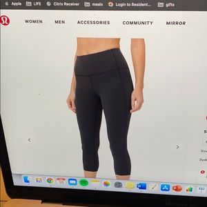 Pace Rival High-Rise Crop 22”